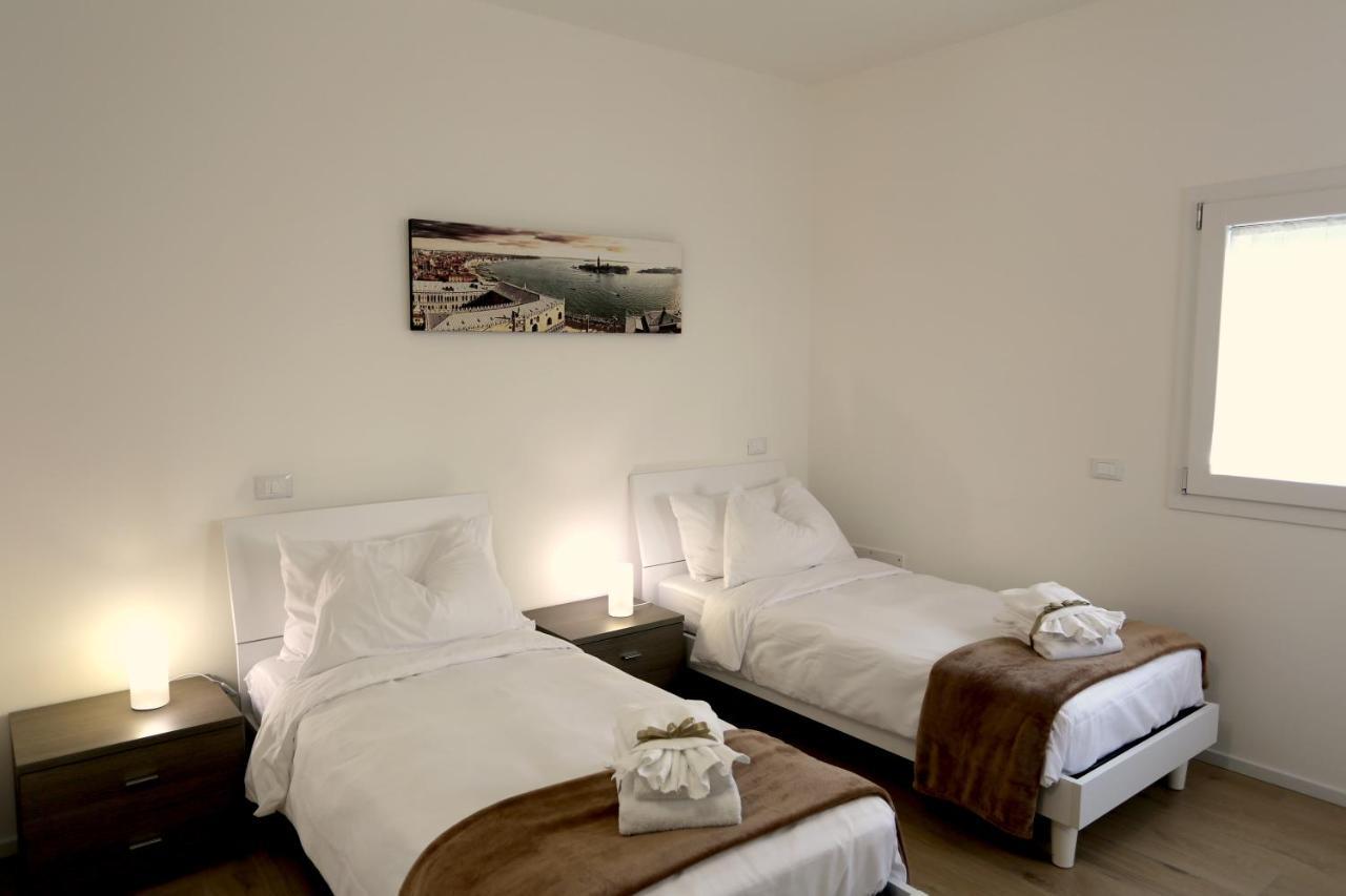 Db Apartments - Dabasso Mestre Bagian luar foto